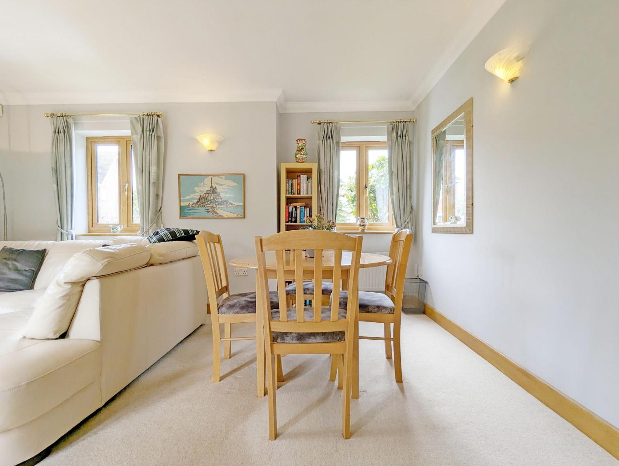 Wisteria Way, Tangmere Esterno foto